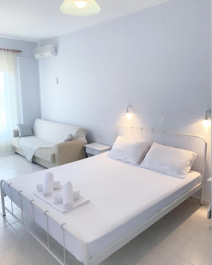 Ilias Apartments Finikounta Luaran gambar