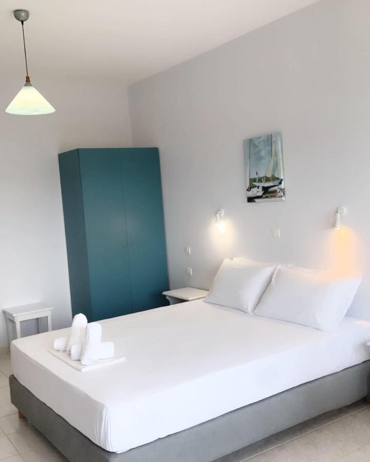 Ilias Apartments Finikounta Luaran gambar