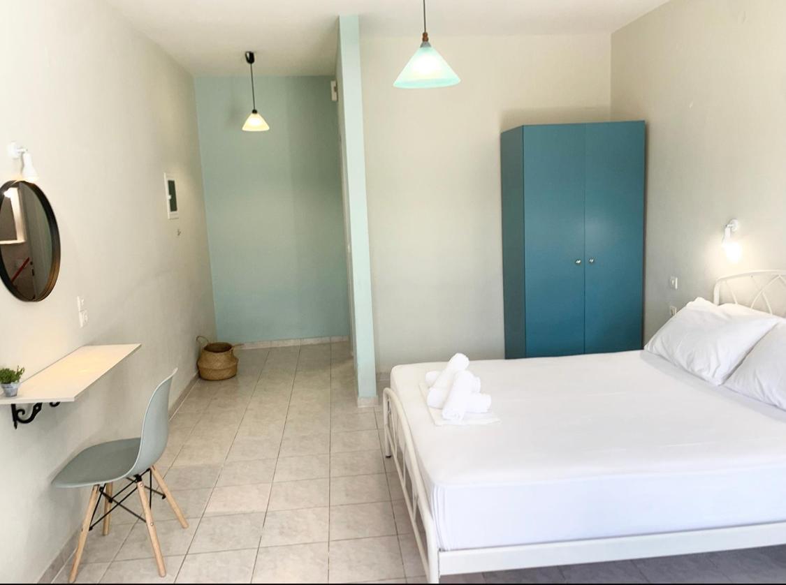 Ilias Apartments Finikounta Luaran gambar