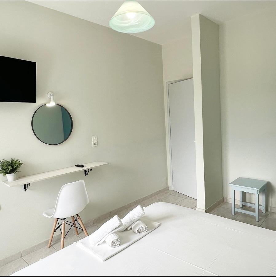 Ilias Apartments Finikounta Luaran gambar