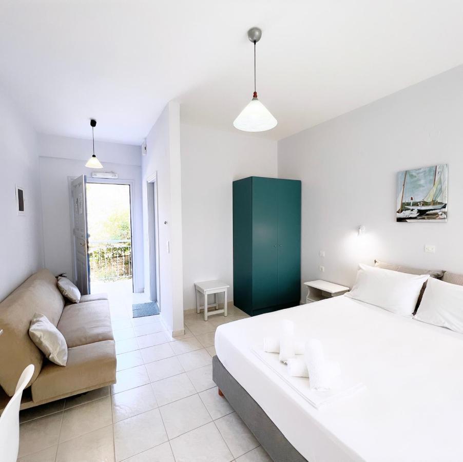 Ilias Apartments Finikounta Luaran gambar