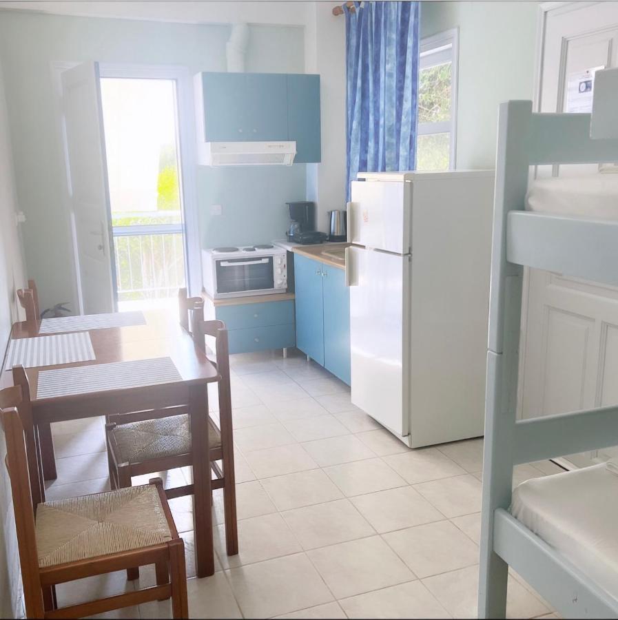 Ilias Apartments Finikounta Luaran gambar