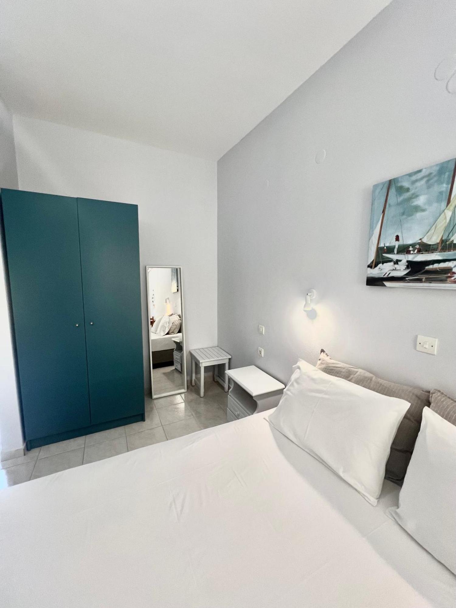 Ilias Apartments Finikounta Luaran gambar
